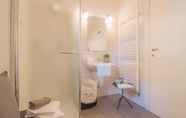 In-room Bathroom 5 Casa Tre Sole in Lierna