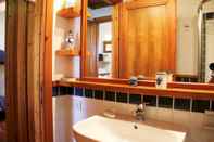 Phòng tắm bên trong Casa l Ormeggio 2 Bedrooms Apartment in Stintino