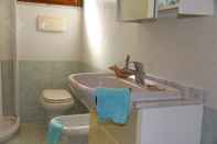 Toilet Kamar Casa La Spiga 1 Bedrooms Apartment in Castelsardo
