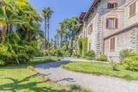 Bên ngoài Villa Guzzi in Mandello del Lario