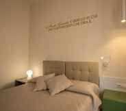 Bedroom 2 Bed Breakfast a Salerno ID 549