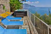 Swimming Pool Luxury Room With sea View in Amalfi ID 3931