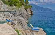 Nearby View and Attractions 2 Luxury Room With sea View in Amalfi ID 3931