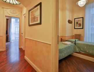 Bedroom 2 Room in the Heart of Salerno - 4060