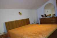 Bedroom Al049 Villa Paradiso 12 Posti con Piscina Privata