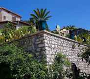 Exterior 3 Sermoneta Historic Stone Village House With Pool in a Medieval Hill Town Close to Rome and Naples