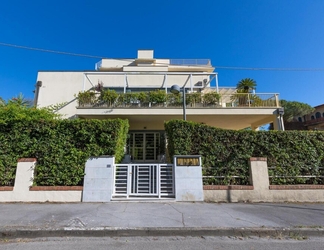 Exterior 2 Casa Michelangelo in Viareggio