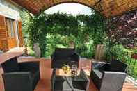 Common Space Toscana Fantastica - Cortona Villa Sleeps 6 Large Pool and Chef s Kitchen