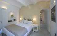 Kamar Tidur 2 Amore Rentals - Villa Lauro With Heated Jacuzzi Sea View and Gym