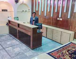 Lobi 2 Hotel Shaheen Continental Multan