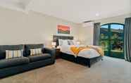 Bilik Tidur 3 LAKEFRONT LIVING AT REMARKABLES - WEST