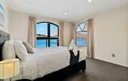 Bilik Tidur 4 LAKEFRONT LIVING AT REMARKABLES - WEST