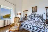 Bedroom Ottavia Ancient Italian Villa Overlooking Capri
