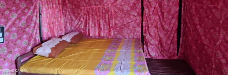 Bedroom Camp Awara Kanatal