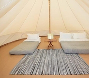 Bilik Tidur 4 11 'bellatrix' Bell Tent Glamping Anglesey