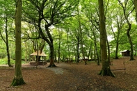 Ruang Umum 11 'bellatrix' Bell Tent Glamping Anglesey