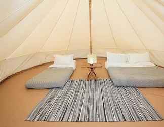 Bilik Tidur 2 14 'zosma' Bell Tent Glamping Anglesey