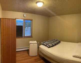 Bedroom 2 Metchosin Beach House