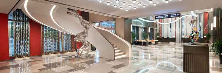 Lobby Ramada Plaza by Wyndham Poyang