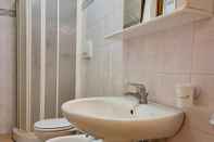 Toilet Kamar Gabicce Mare A in Gabicce Mare