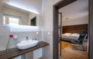 In-room Bathroom 6 Zu Freunden