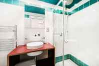 In-room Bathroom London Paddington Apartments