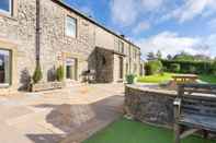 Ruang Umum Hulmes Vale House - Sleeps 14 - Peak District