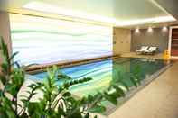 Kolam Renang Wabi Hotel - Beauty & Dental Center