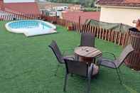 Swimming Pool Piscina Priv Barbecue Mystay