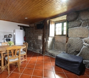 Bedroom 7 Pet Friendly Barbecue Gerês Mystay