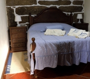 Bedroom 4 Pet Friendly Barbecue Gerês Mystay