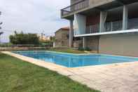 Swimming Pool Casa c/ Piscina e Churrasqueira Mystay