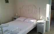 Phòng ngủ 4 Eleni Apartments