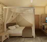 Bilik Tidur 3 The Fern Seaside Luxurious Tent Resort Diu