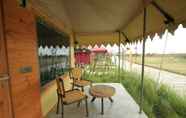 Ruang Umum 5 The Fern Seaside Luxurious Tent Resort Diu