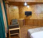 Kamar Tidur 6 Hotel Nirmal Chhaya