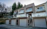 Exterior 2 2-BEDROOM REMARKABLES APARTMENT