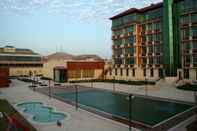 Kolam Renang Olympic Hotel and Resort