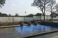 Swimming Pool Strategic & Comfy 2Br Apartment At The Edge Near Unjani
