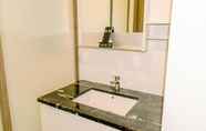 Toilet Kamar 2 Elegant And Tidy 2Br At Sky House Bsd Apartment