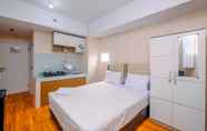 Kamar Tidur 4 Nice And Cozy Studio At La Hub City Apartment