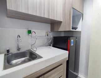 ห้องนอน 2 Comfort 1Br At Amartha View Apartment