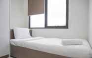 Kamar Tidur 2 Elegant And Comfy 2Br At Permata Hijau Suites Apartment