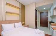 Kamar Tidur 3 Cozy Studio At Transpark Cibubur Apartment