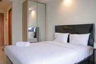 Kamar Tidur Comfortable And Strategic Studio Apartment Evenciio Margonda