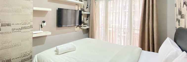 ห้องนอน Homey Studio Furnished At Grand Asia Afrika Apartment