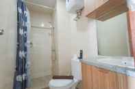 In-room Bathroom Nice And Homey 2Br At Vida View Makasar Apartment