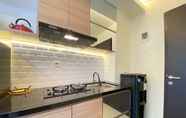 ห้องนอน 5 Cozy Designed Studio Apartment At Grand Asia Afrika