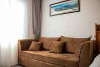 Common Space Cozy Living Studio Apartment At Northland Ancol Residence