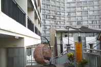 Bangunan Homey Furnished Studio At Beverly Dago Apartment